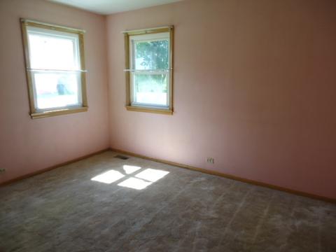 407 E Front St, Roanoke, IL 61561 photo 11