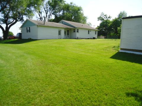 407 E Front St, Roanoke, IL 61561 photo 34