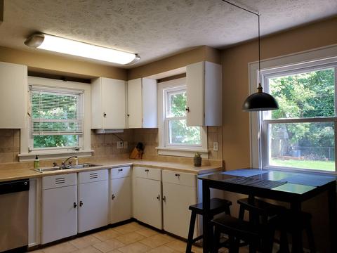 1011 E Washington St, Bloomington, IL 61701 photo 8