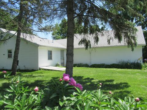 410 S Walnut St, Buda, IL 61314 photo 5