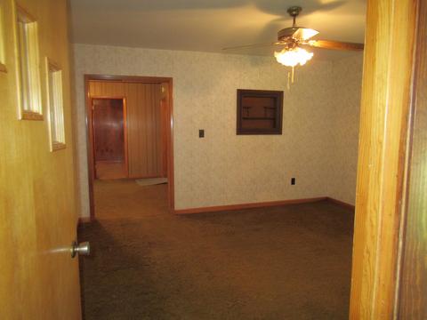 410 S Walnut St, Buda, IL 61314 photo 9