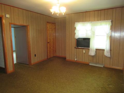 410 S Walnut St, Buda, IL 61314 photo 11