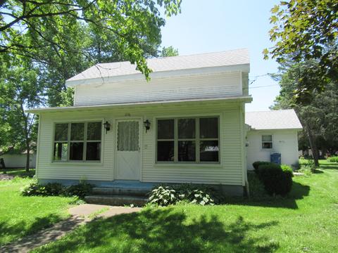 410 S Walnut St, Buda, IL 61314 photo 7
