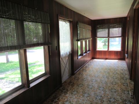 410 S Walnut St, Buda, IL 61314 photo 8
