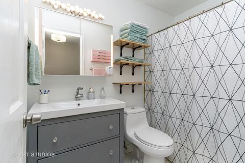 1195 Freeman Rd, Hoffman Estates, IL 60192 photo 11