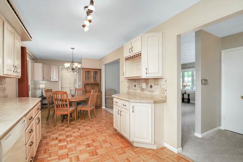 4 Donna Dr, Normal, IL 61761 photo 7