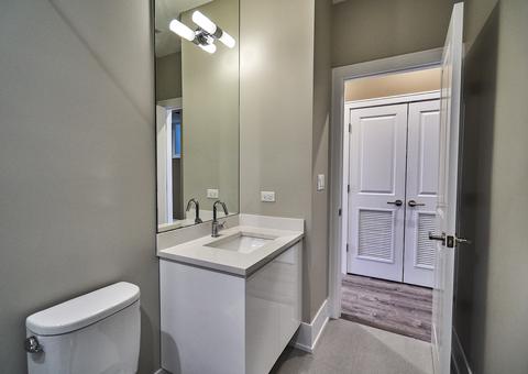 507 E 43rd St, Chicago, IL 60653 photo 21