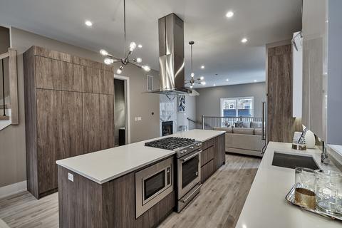 507 E 43rd St, Chicago, IL 60653 photo 8
