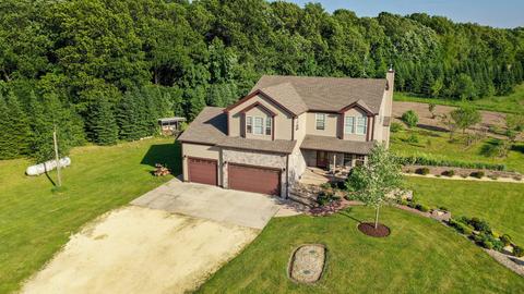 17535 Burr Oak Rd, Capron, IL 61012 photo 1