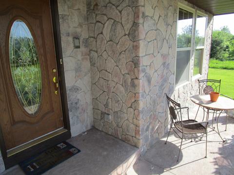 17535 Burr Oak Rd, Capron, IL 61012 photo 4