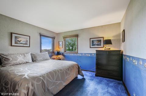 2251 Pine St, Des Plaines, IL 60018 photo 9