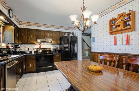 2251 Pine St, Des Plaines, IL 60018 photo 6