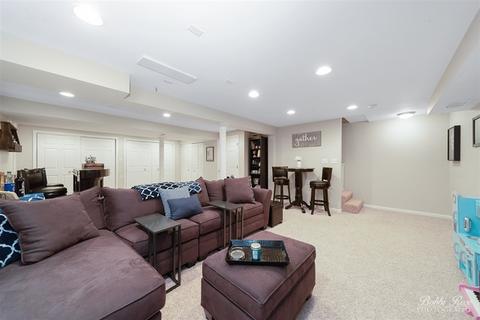 959 Longford Rd, Bartlett, IL 60103 photo 18