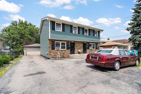 240 N Trask St, Aurora, IL 60505 photo 3