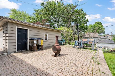 240 N Trask St, Aurora, IL 60505 photo 24