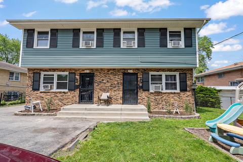 240 N Trask St, Aurora, IL 60505 photo 1