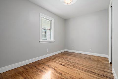 509 Bangs St, Aurora, IL 60505 photo 8