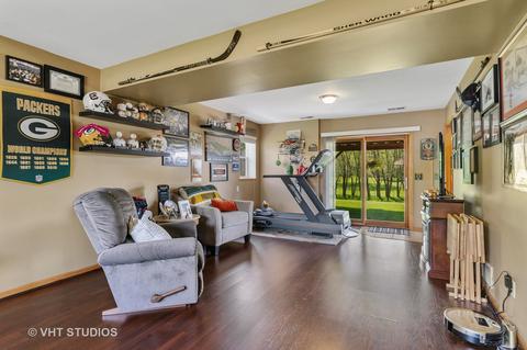 1009 Heritage Ct, Hebron, IL 60034 photo 14