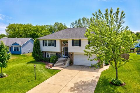 1009 Heritage Ct, Hebron, IL 60034 photo 5