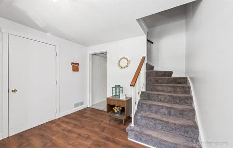 60 Hickory Ln, Cary, IL 60013 photo 22