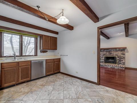 781 Polo Dr, Wheaton, IL 60187 photo 10