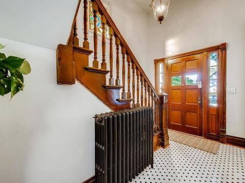 168 Hill Ave, Elgin, IL 60120 photo 2