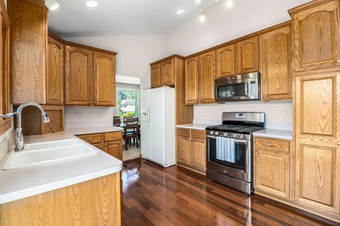 1621 Prospect Ct, Wheaton, IL 60187 photo 7