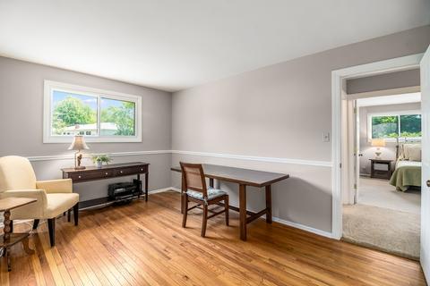 1621 Prospect Ct, Wheaton, IL 60187 photo 9