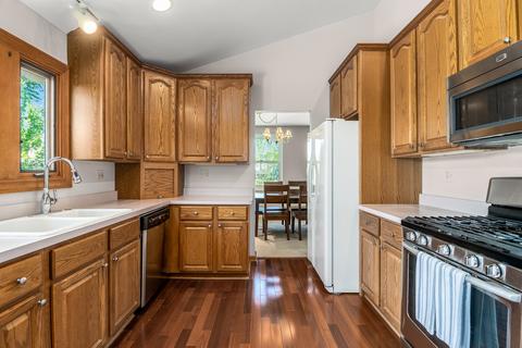 1621 Prospect Ct, Wheaton, IL 60187 photo 6