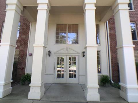 3125 Town Square Dr #307, Rolling Meadows, IL 60008 photo 2