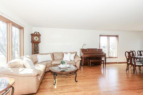 978 La Costa Ave, Bartlett, IL 60103 photo 4