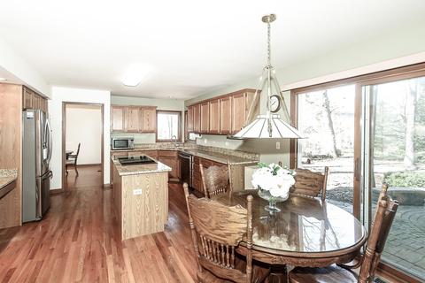 978 La Costa Ave, Bartlett, IL 60103 photo 13