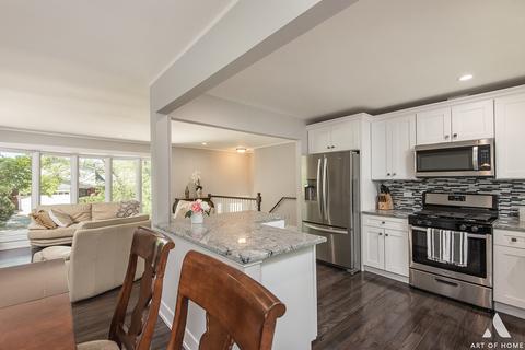 15313 Pine Dr, Oak Forest, IL 60452 photo 9
