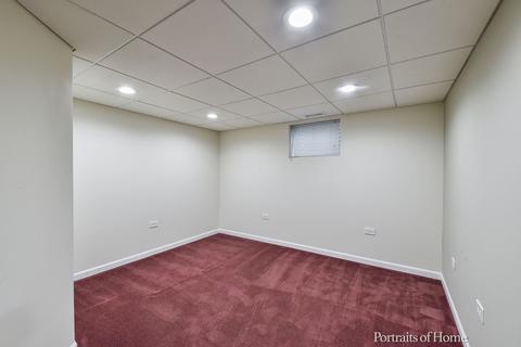1569 Gamon Rd, Wheaton, IL 60189 photo 16