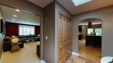 740 Hillside Ct, Algonquin, IL 60102 photo 2