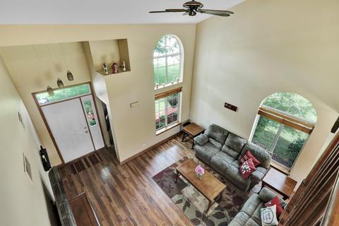 71 E Rustic Ln, Round Lake Beach, IL 60073 photo 20