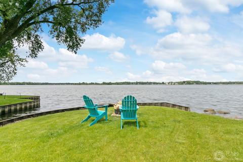 202 Eagle Point Rd, Fox Lake, IL 60020 photo 4