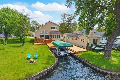 202 Eagle Point Rd, Fox Lake, IL 60020 photo 2
