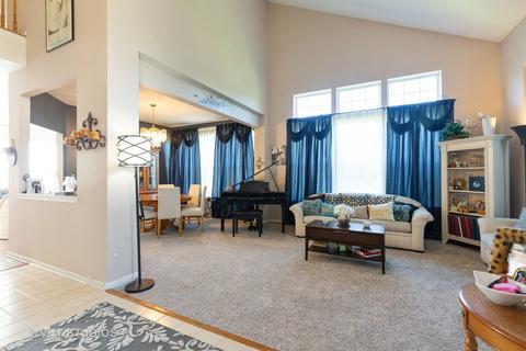 1022 Angle Tarn, West Dundee, IL 60118 photo 4