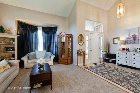 1022 Angle Tarn, West Dundee, IL 60118 photo 2