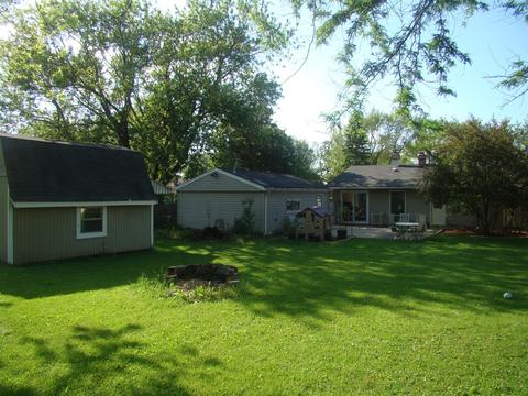 2303 Manor Ln, Mchenry, IL 60051 photo 7