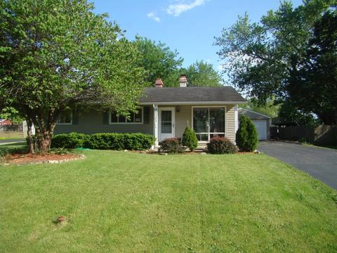 2303 Manor Ln, Mchenry, IL 60051 photo 1
