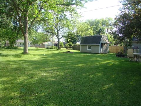 2303 Manor Ln, Mchenry, IL 60051 photo 6