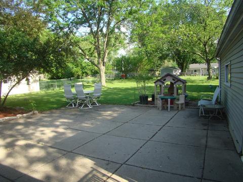 2303 Manor Ln, Mchenry, IL 60051 photo 5
