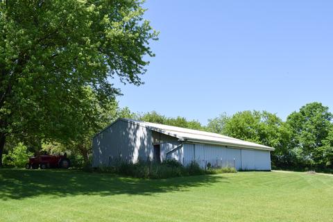 7508 Johnson Rd, Hebron, IL 60034 photo 7