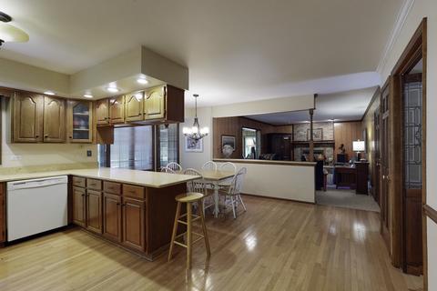 7508 Johnson Rd, Hebron, IL 60034 photo 13