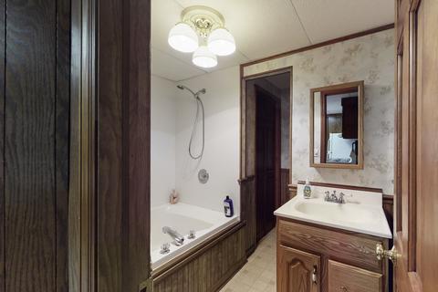 7508 Johnson Rd, Hebron, IL 60034 photo 30