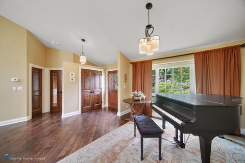 1050 Surrey Ln, Itasca, IL 60143 photo 5