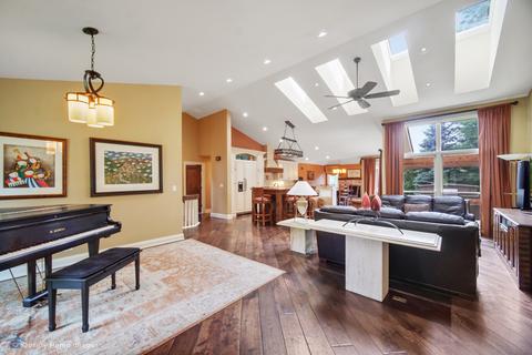1050 Surrey Ln, Itasca, IL 60143 photo 6