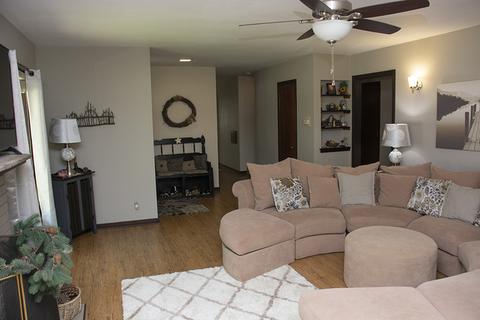 209 W North St, Morrison, IL 61270 photo 9